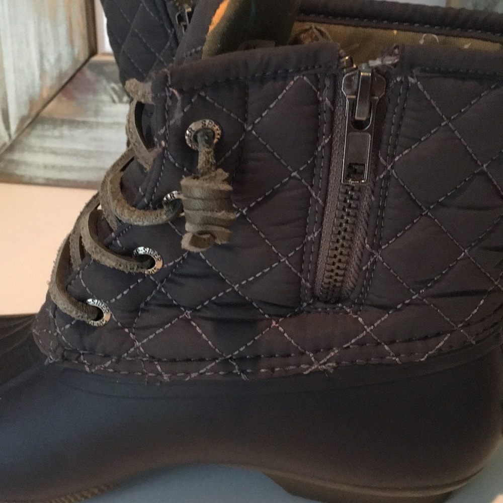 Authentic Sperry boots - Picture 3 of 6
